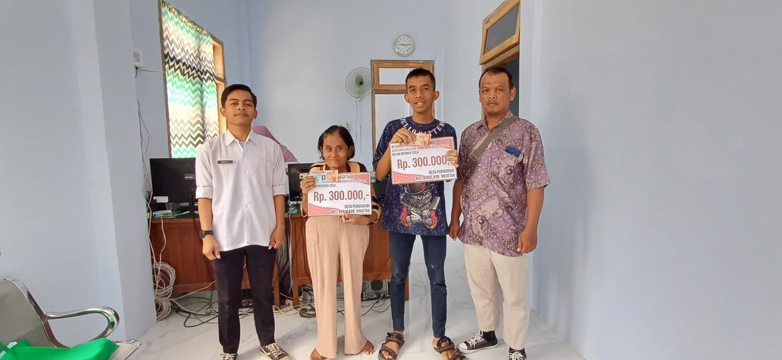 PEMBERIAN BANTUAN LANGSUNG TUNAI KEPADA MASYARAKAT DESA PURWODADI