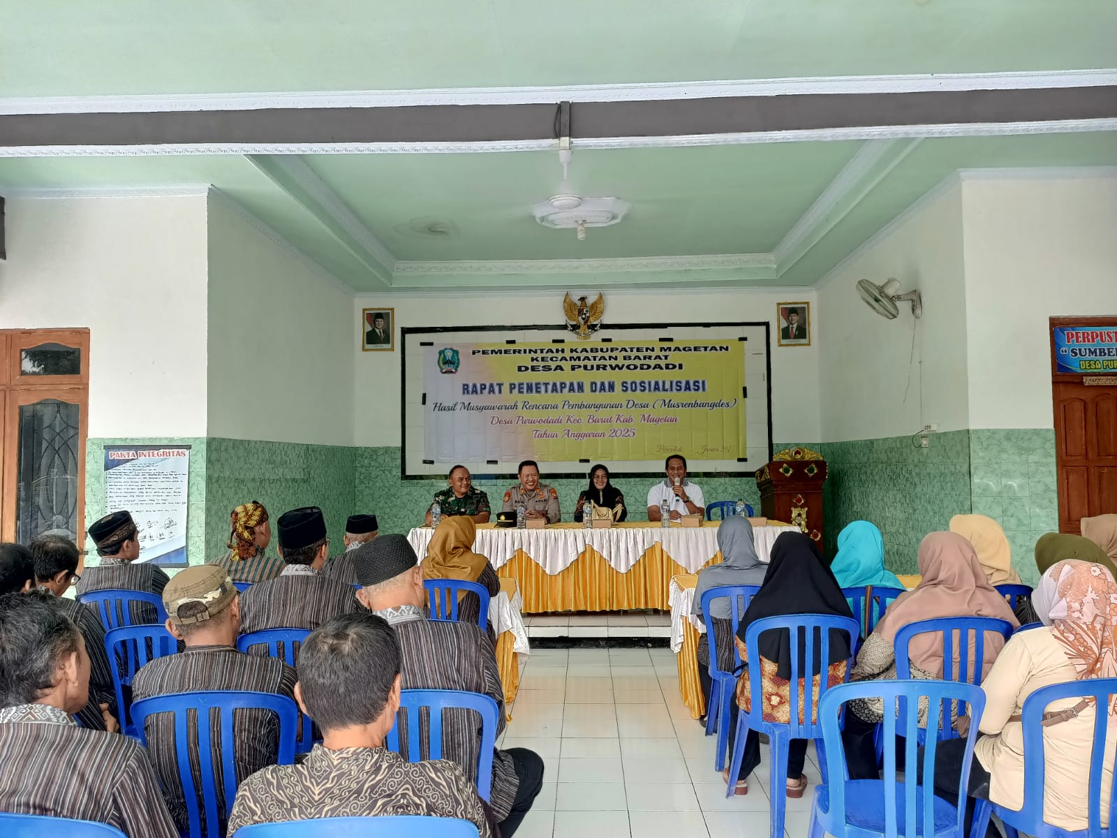 RAPAT PENETAPAN DAN SOSIALISASI HASIL MUSYAWARAH RENCANA PEMBANGUNAN DESA (MUSRENBANGDES) DESA PURWODADI, KEC BARAT